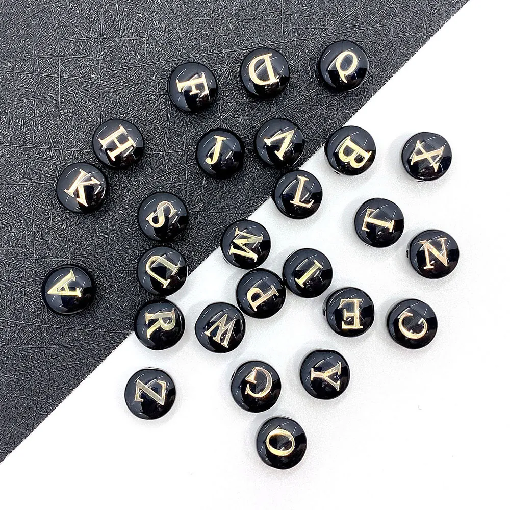 Natural Sea Shell Alphabet Beads 8mm Round Flat Black Gold Letter Beads For DIY Jewelry Making Bracelet Necklace Accessory