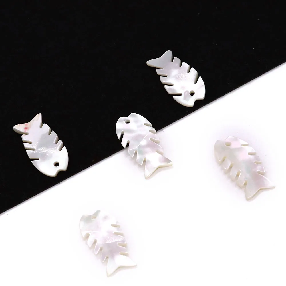 Natürliche Weiße Perlmutt Muschel Fischgrätenform Geschnitzte Lose Perlen Für DIY Schmuckherstellung Charms Anhänger Zubehör