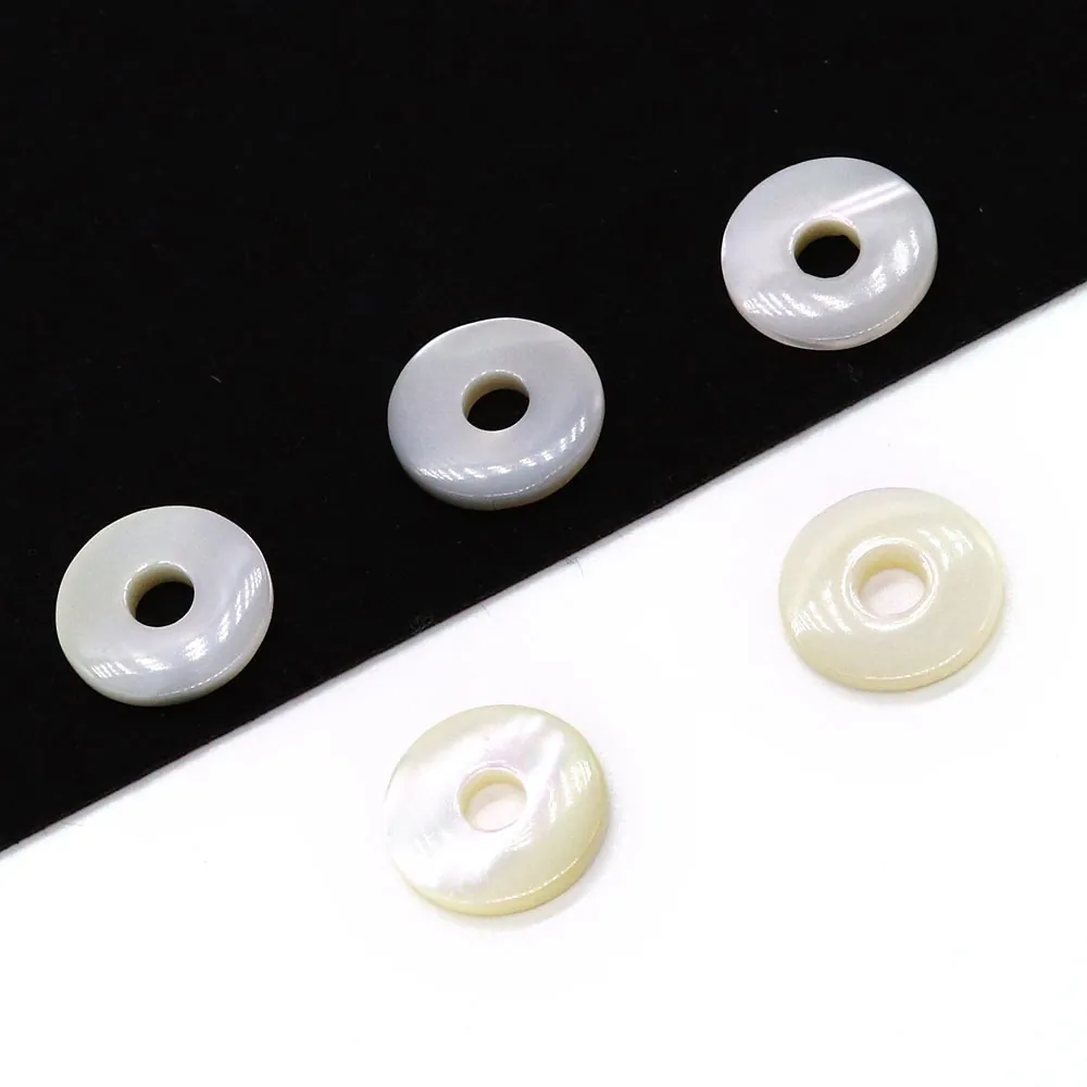 Perles en Vrac en Coquille de Nacre Naturelle Forme d'Anneau Rond Coquille Blanche Polie Grandes Perles de Trou pour Accessoires de Bijoux DIY