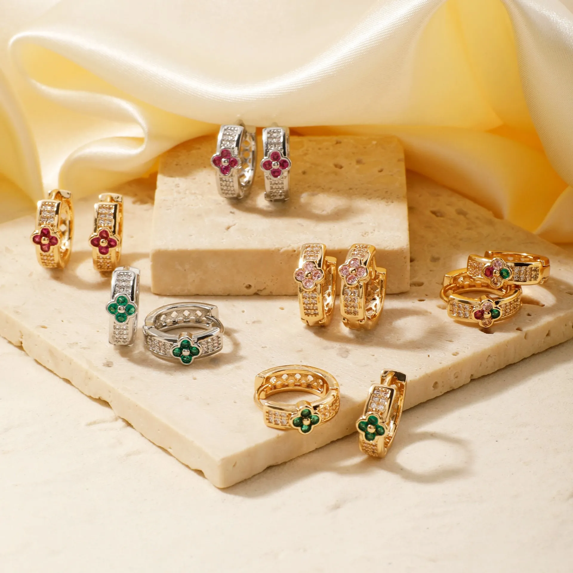Flower Huggie Hoop Earrings Copper With Cubic Zirconia Geometric Clover Elegant Fashion Daily Jewelry For Women