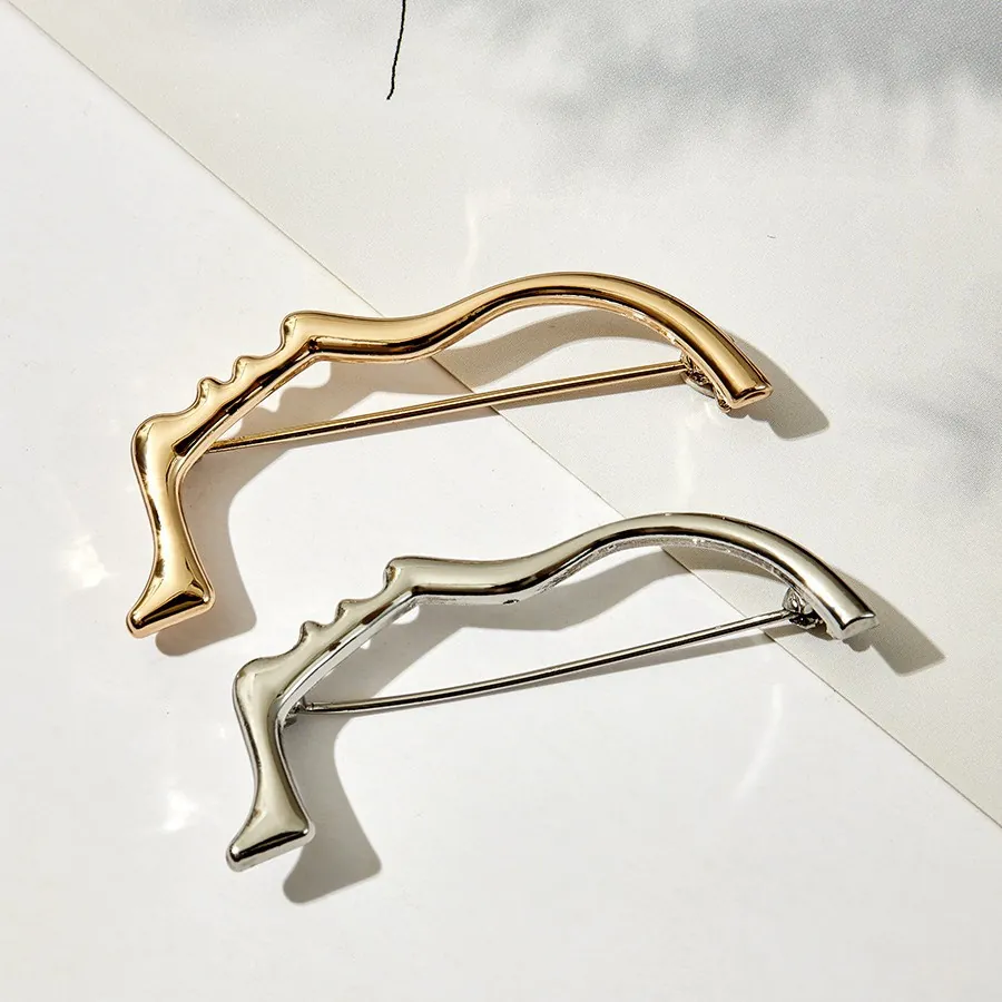 Spilla Astratta Minimalista a Profilo di Volto Umano in Rame Oro Argento Lucido Spilla per Revers per Gioielli Artistici da Donna