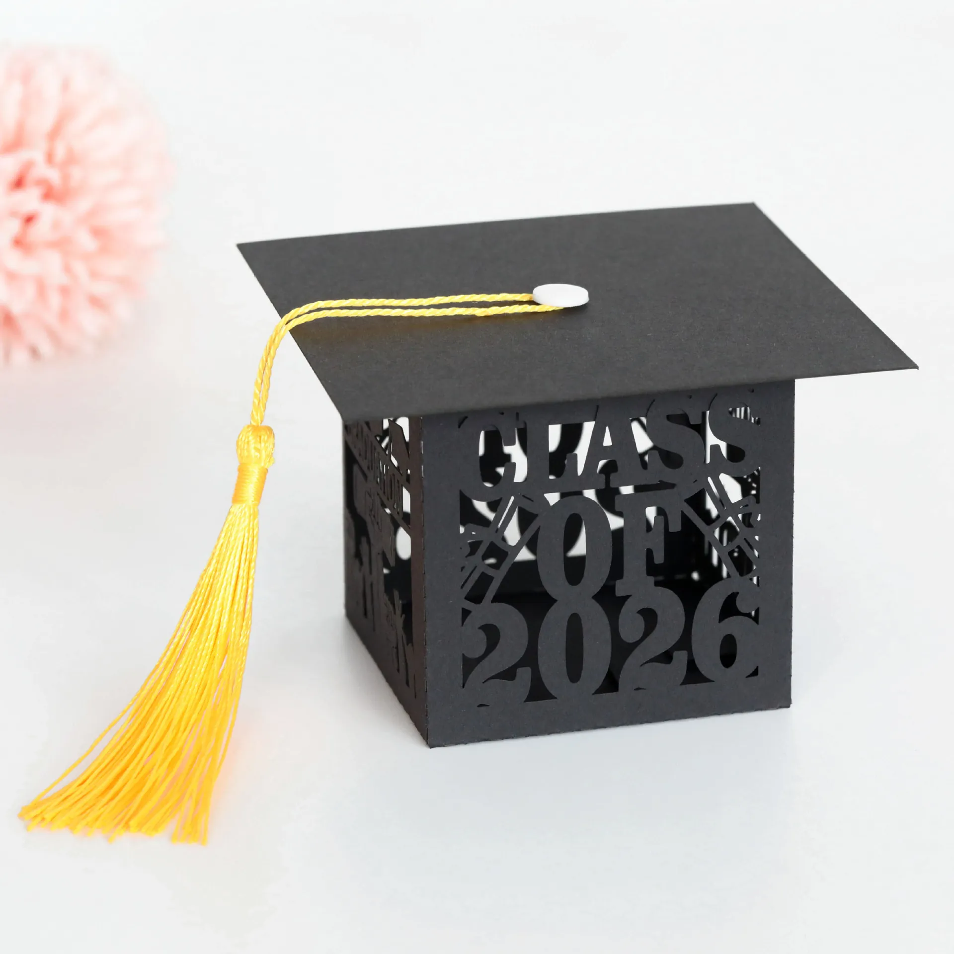 Graduation Cap Doctoral Hat Shape Candy Box Laser Cut Paper Gift Box With Tassel Class Of 2026 For Party Celebration Jewelry