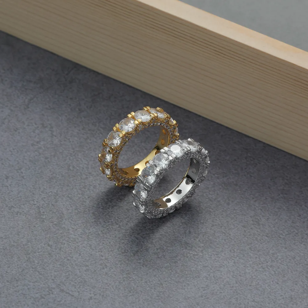 Anello Eternity Hip Hop in Rame con Zirconia AAA a Cerchio Intero con Strass Placcato Oro e Argento per Uomo Donna