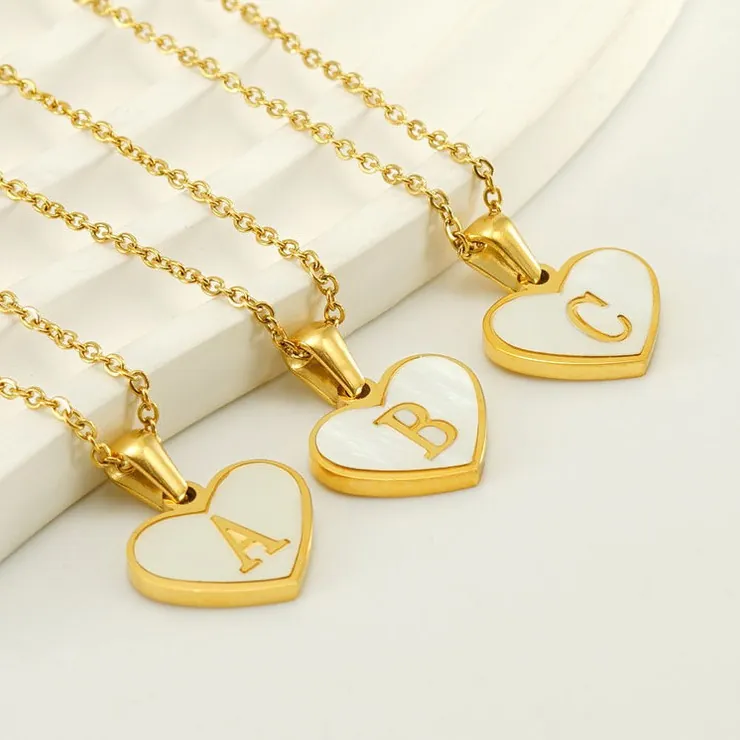 Stainless Steel Heart Initial Necklace For Women 18K Gold Plated Shell Inlay Alphabet Pendant Personalized Jewelry Accessories