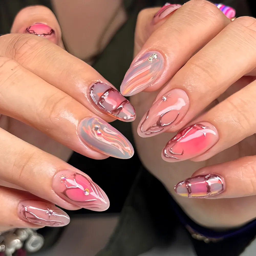 Pink Gradient Almond Press On Nails With Golden Lines Heart Pattern Rhinestone Artificial False Nails For Women Daily Manicure