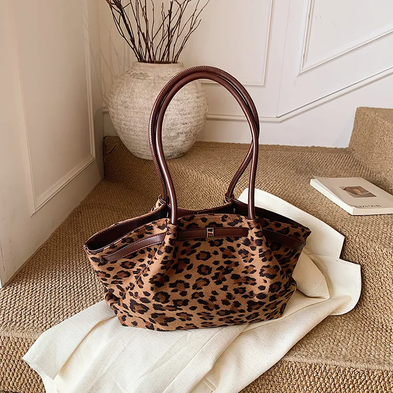 Damen Retro Leopard Print Tragetasche Wildlederimitat PU Leder Große Kapazität Umhängetasche Mit Holzperlenquaste Koreanischer Stil