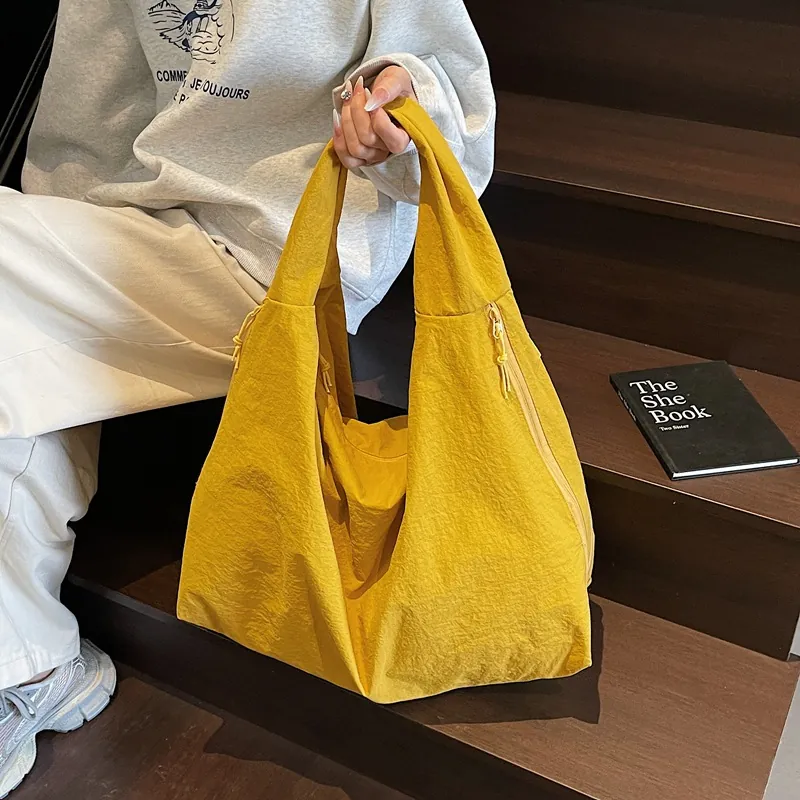 Large Capacity Nylon Tote Bag Crinkled Underarm Shoulder Bag For Women Fashion Minimalist Commute Travel Shopper Bag