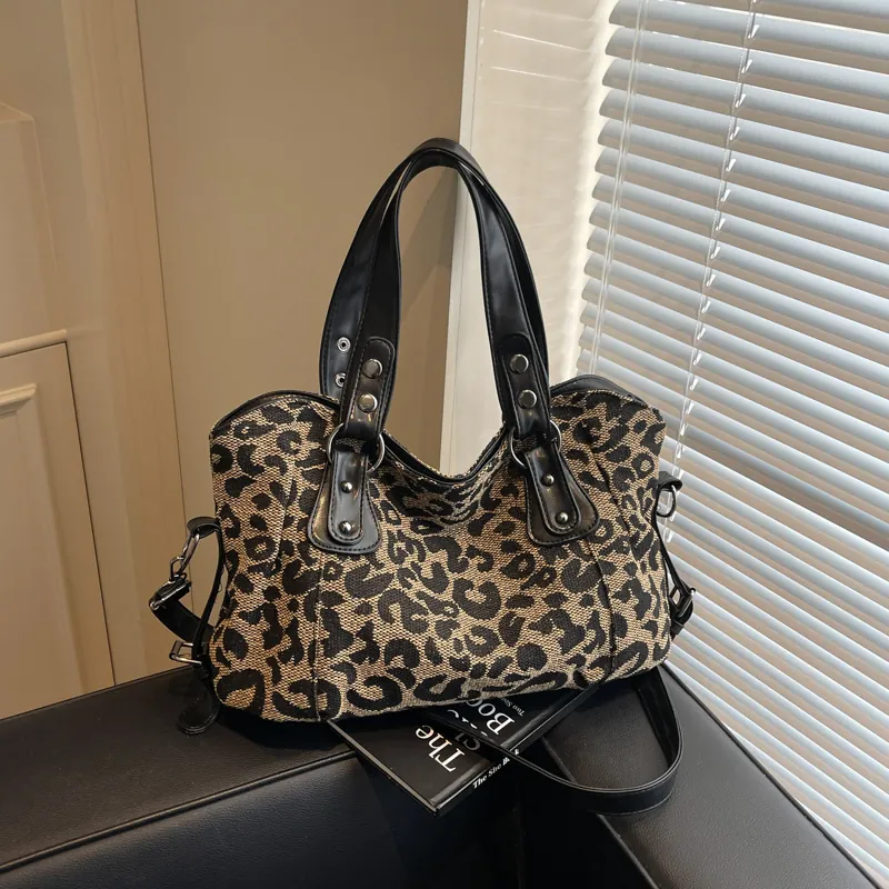 Women's Fashion Leopard Print Large Capacity Tote Bag PU Leather Canvas Shoulder Crossbody Handbag With Rivets For Travel
