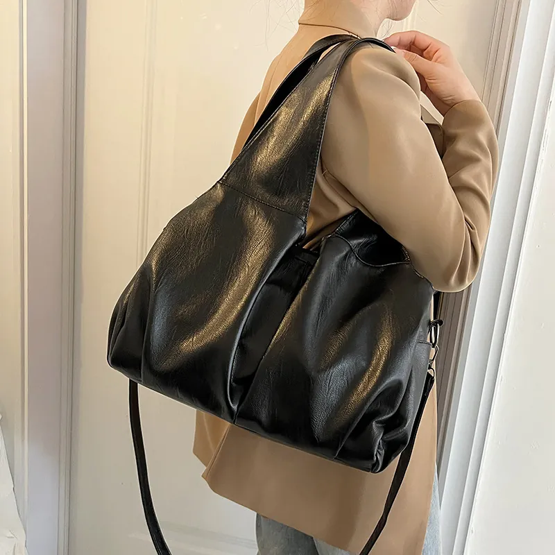 Sac Fourre-Tout Pour Femmes Grande Capacité en Cuir PU Vintage Plissé Sac à Bandoulière Pour Travail Bureau Mode