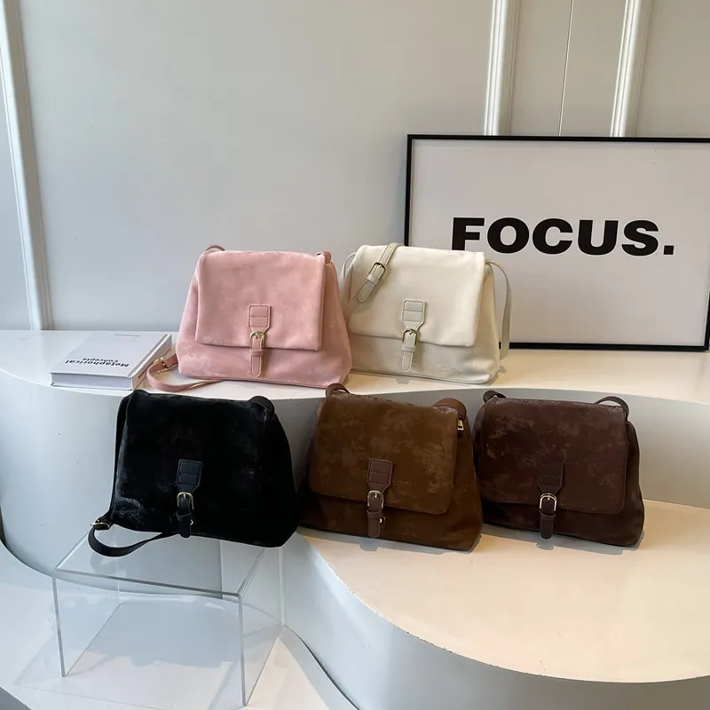 Vintage PU Leather Messenger Bag Women Retro Distressed Texture Flap Buckle Shoulder Bag Large Capacity Casual Underarm Bag