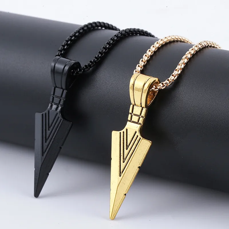 Titanium Steel Arrowhead Pendant Necklace Men Women Hip Hop Punk Spearhead Jewelry Gold Black Geometric Streetwear Chain