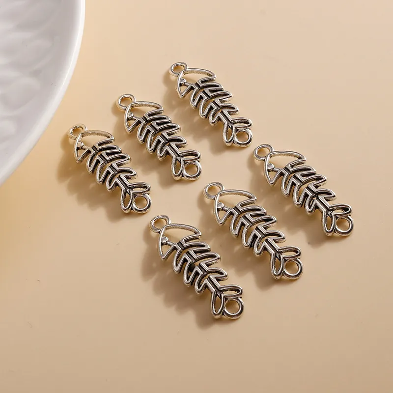 Vintage Alloy Hollow Fishbone Pendants For DIY Jewelry Making Antique Silver Tone Metal Fish Bone Charms For Crafts