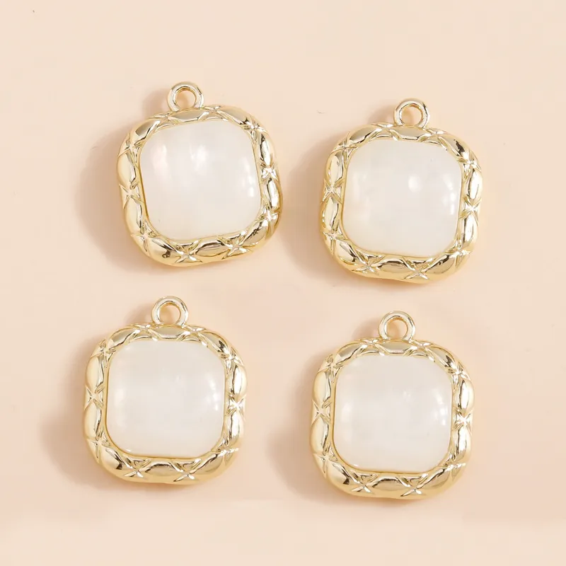 Pendentifs Carrés en Imitation Œil de Chat et Künstliche Perle Plaqués Or Alliage de Zinc Motif en Treillis Accessoires Bijoux DIY Femme