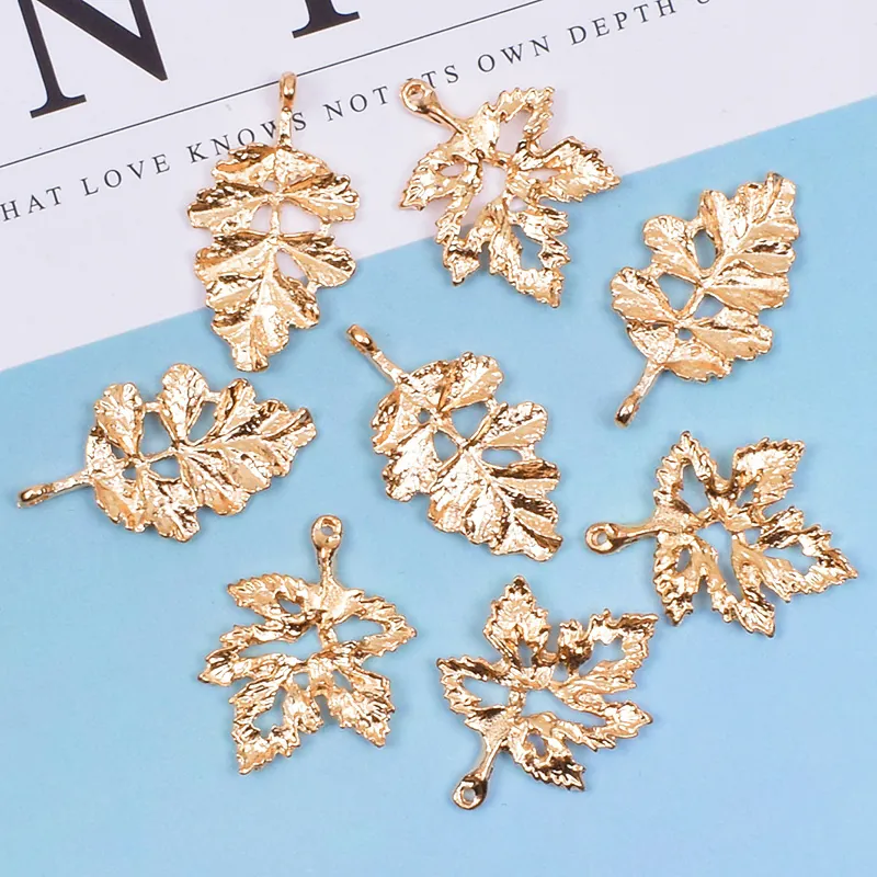 Vintage Hohllegierung Blatt Anhänger Goldene Baumzweig Ahorn Charms Für DIY Hochzeit Brautschmuck Haarschmuck