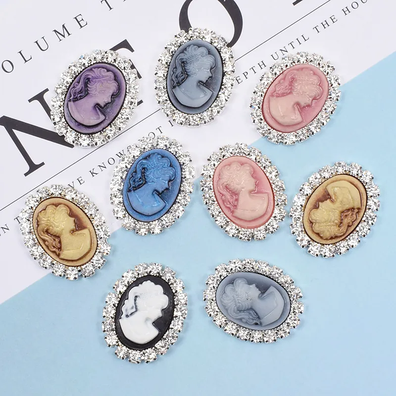 Vintage Oval Cameo Portrait Alloy Pendant DIY Jewelry Making Accessories Rhinestone Border Cameo Button For Hairpins Brooches Headwear Women