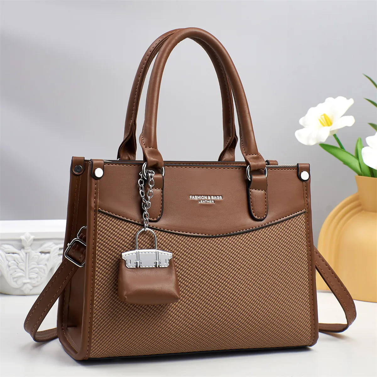 Fashion Women Tote Bag PU Leather Splicing Woven Texture Handbag With Mini Bag Charm Commute Shoulder Bag Women Handbag