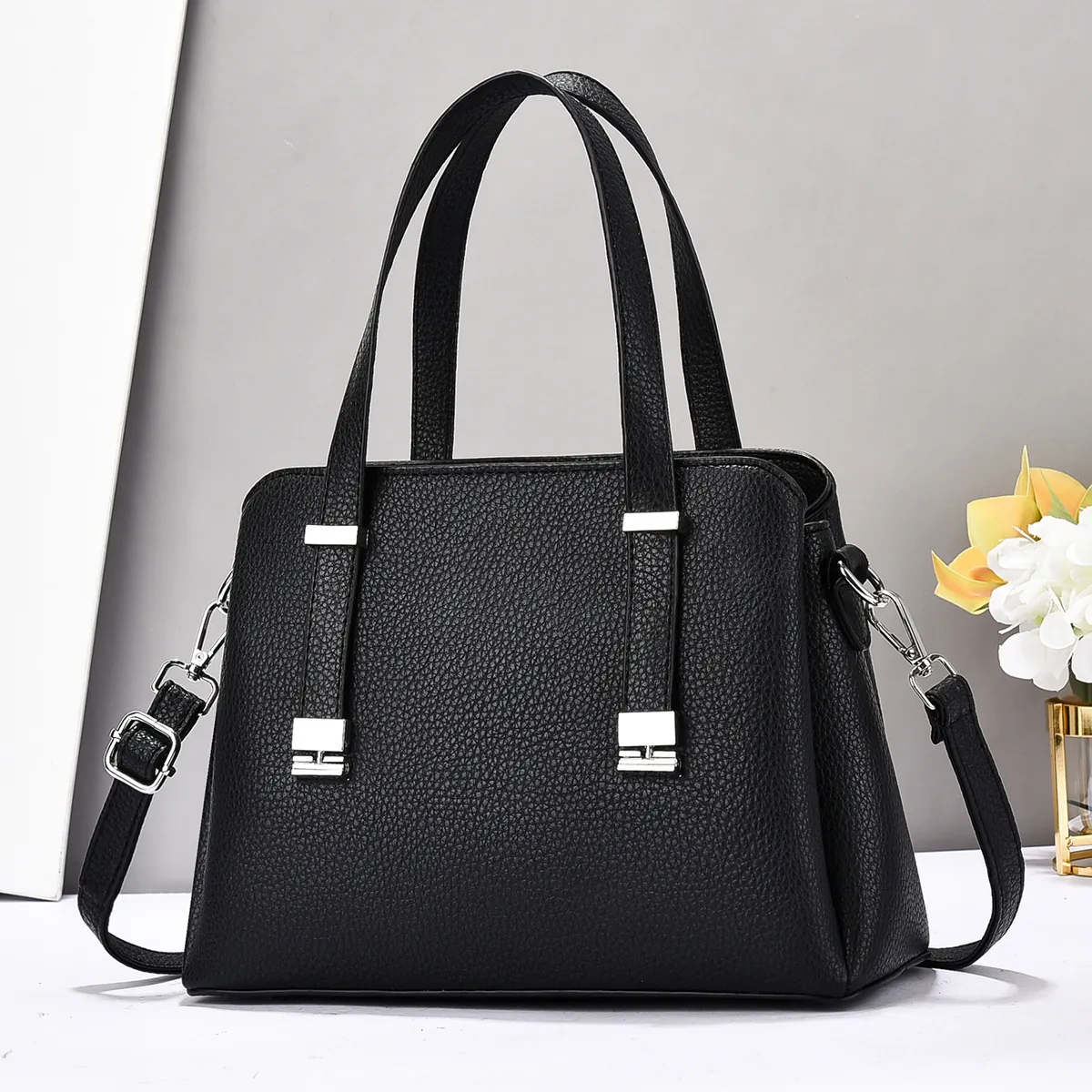 Sac à Main Femme en Cuir PU Grande Capacité Texture Galet Sac Bandoulière Avec Sangle Amovible Poignée Quincaillerie Argentée