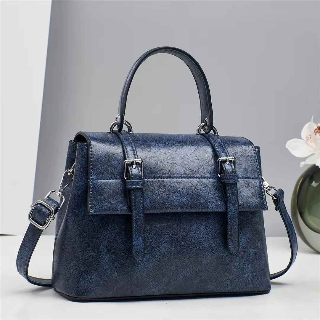 Women's Vintage PU Leather Messenger Bag Large Capacity Satchel Square Handbag With Buckle Straps Retro Fashion Daily Commute Shoulder Bag