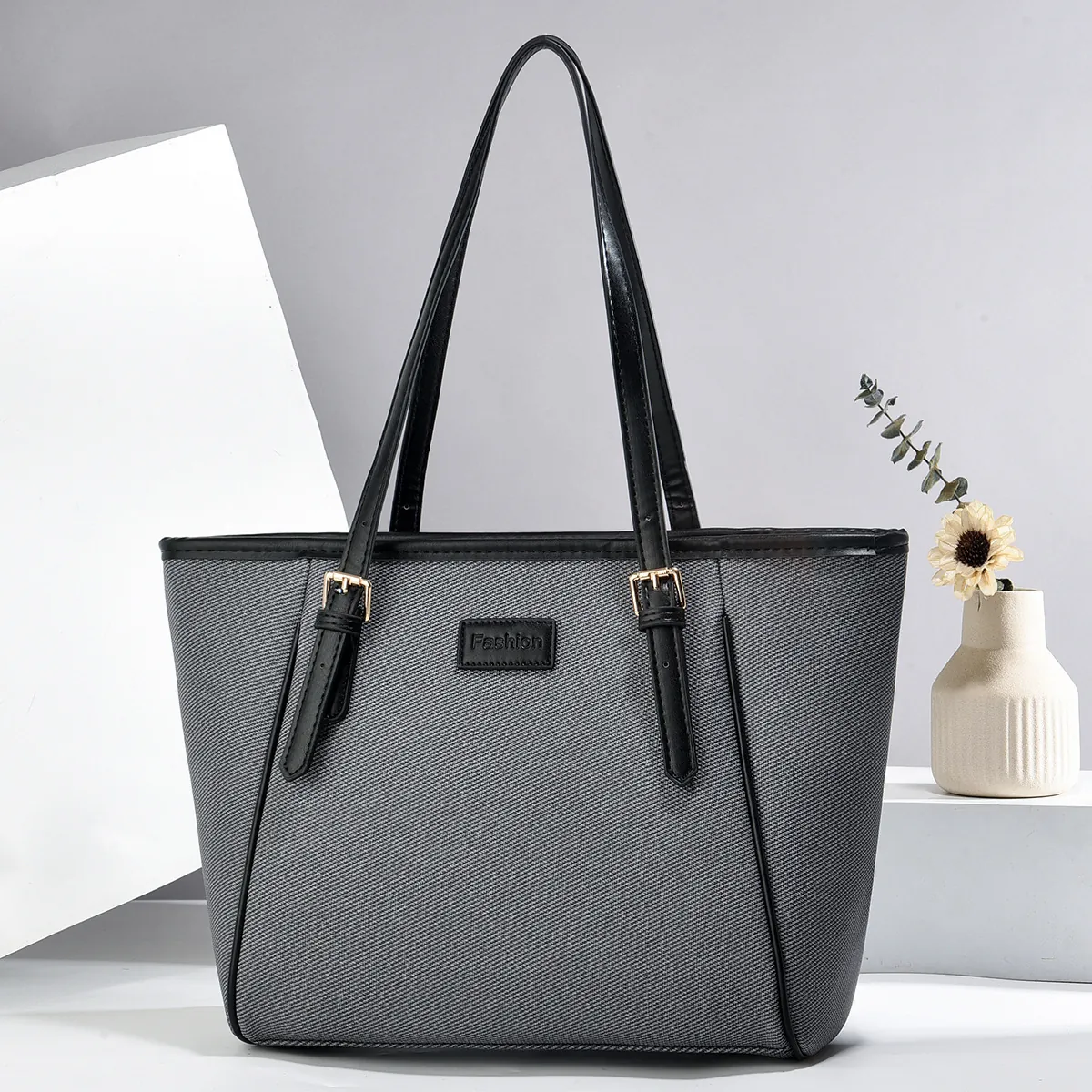 Women's Large Capacity Tote Bag Fashion PU Leather Fabric Textured Shoulder Handbag For Commuting Daily Matching Gold Buckle