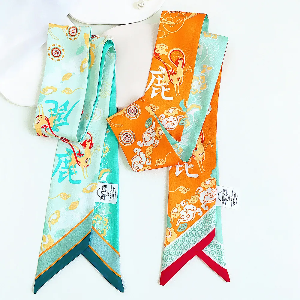 Ruban Cheveux en Satin Style Chinois Moderne pour Femmes Imprimé Nuage de Bon Augure Cerf Foulard Twilly pour Sac Cou Poignet