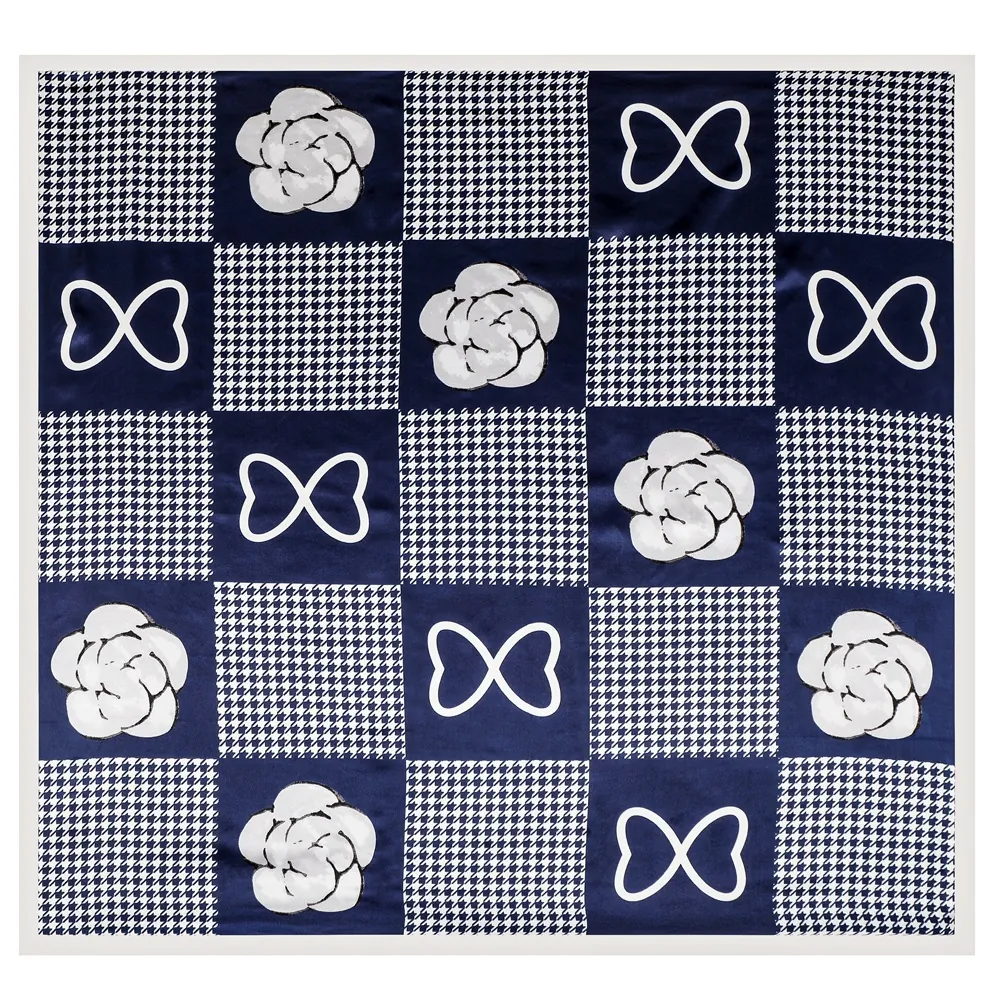 Foulard Quadrato in Satin Stile Francese Con Camelia e Pied De Poule per Donna Elegante Vintage Stampa Effetto Seta Sciarpa Collo e Testa Moda