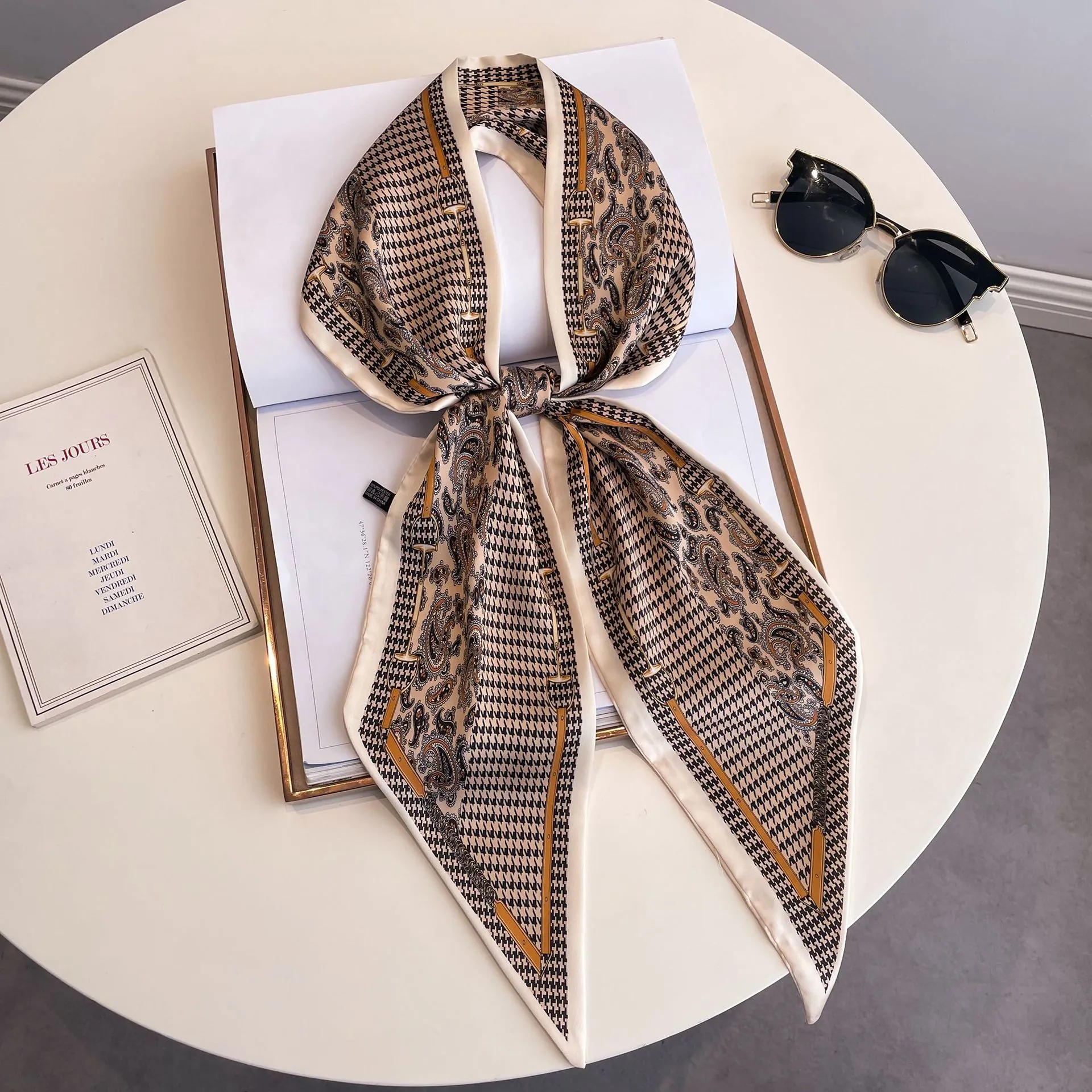Écharpe Étroite en Satin Vintage Français pour Femmes Élégante Imprimé Pied-de-Poule Cachemire Twilly Foulard de Cou Long pour Voyage