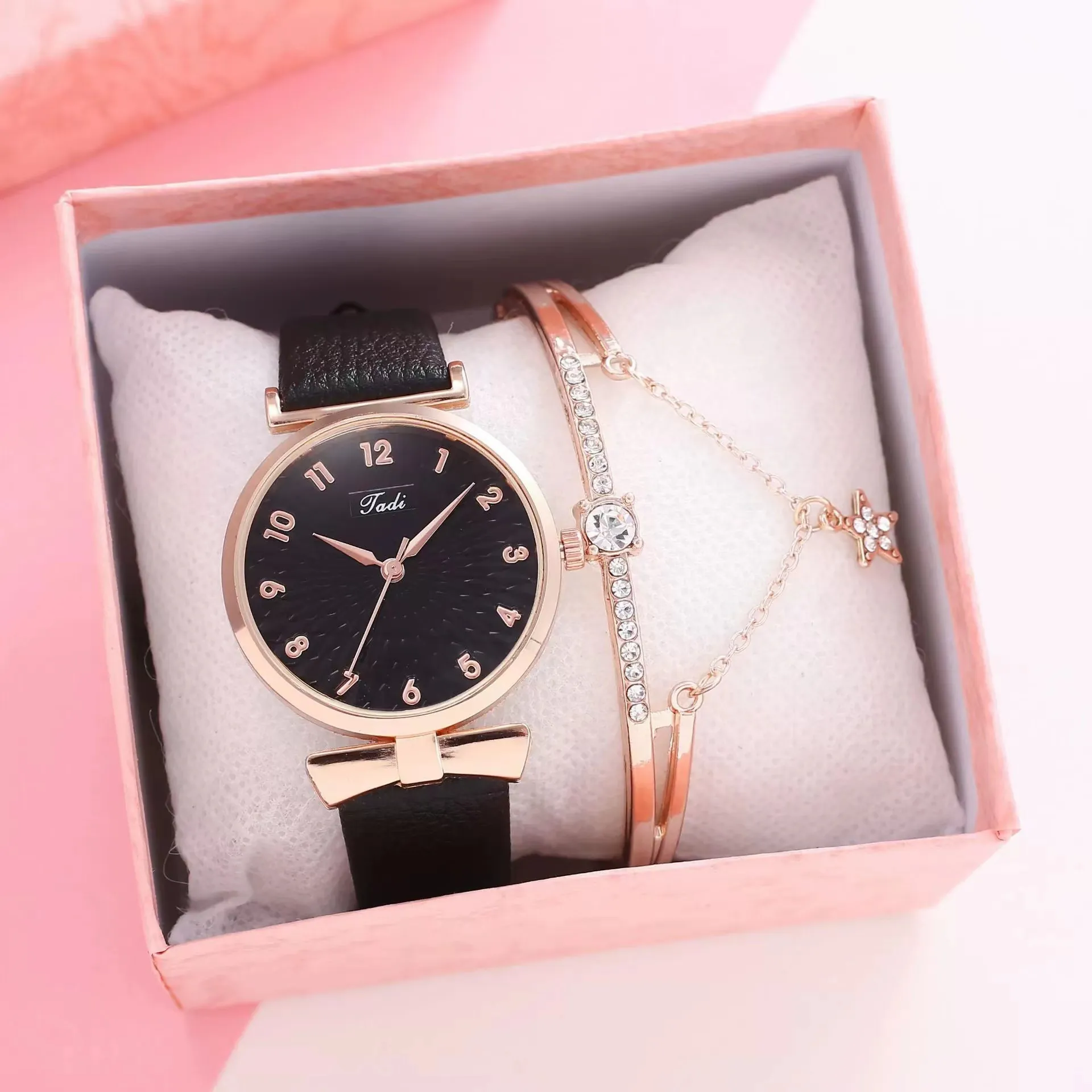 Ensemble Montre à Quartz Mode Femme Élégante Bracelet Similicuir Avec Bracelet Étoile Strass Ton Or Rose Cadeau Pour Femme