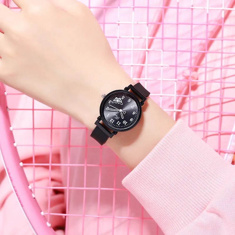 Women Fashion Quartz Watch Casual Student Leather Silicone Strap Cute Butterfly Dial Wristwatch