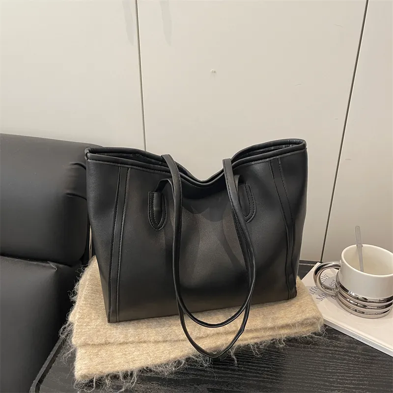 Minimalist PU Leather Tote Bag Large Capacity Commuting Shoulder Bag Double Handle Solid Color Zipper Handbag For Women