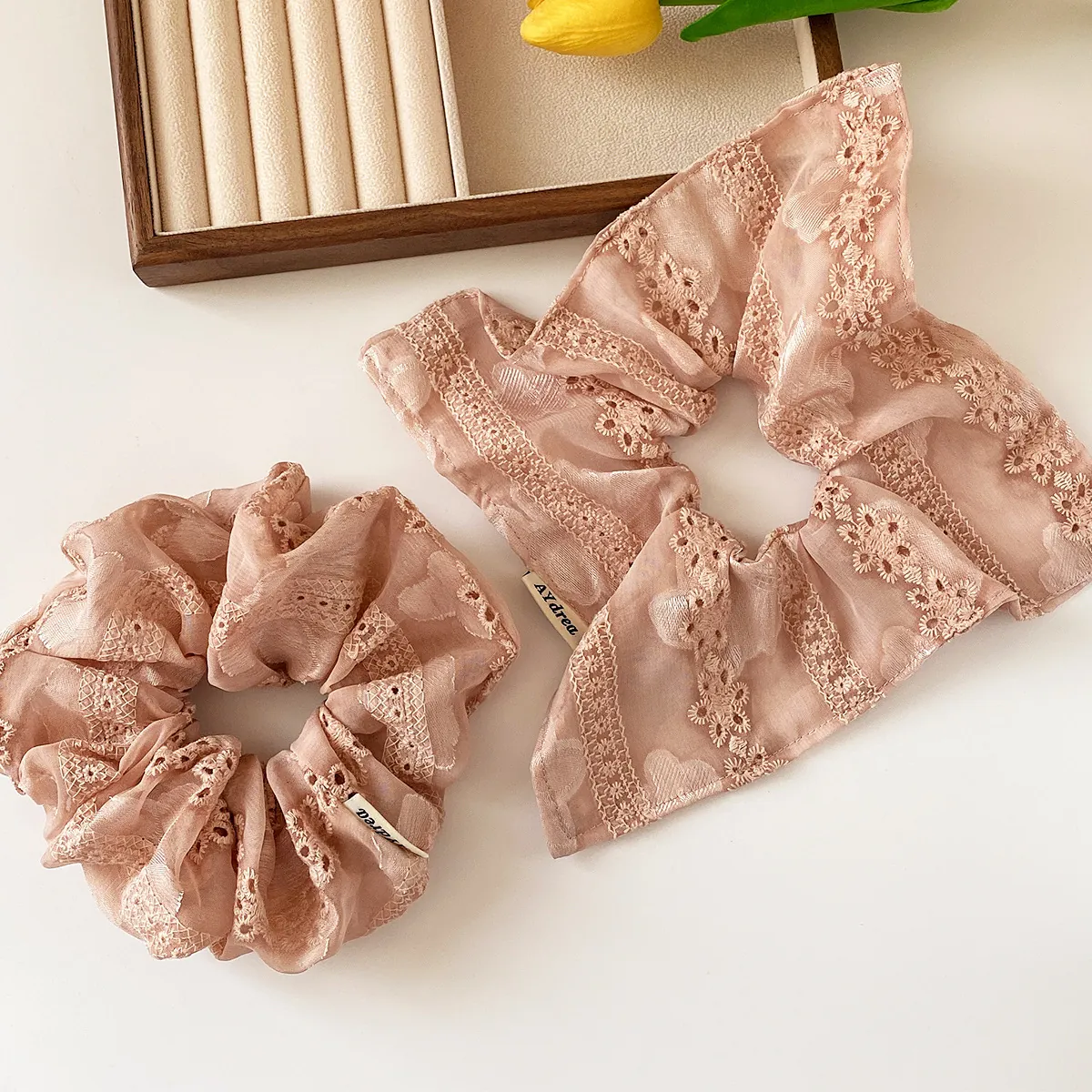 French Style Lace Edged Solid Color Scrunchie For Women Elegant Embroidery Mesh Hair Tie Floral Pattern Hair Accessory