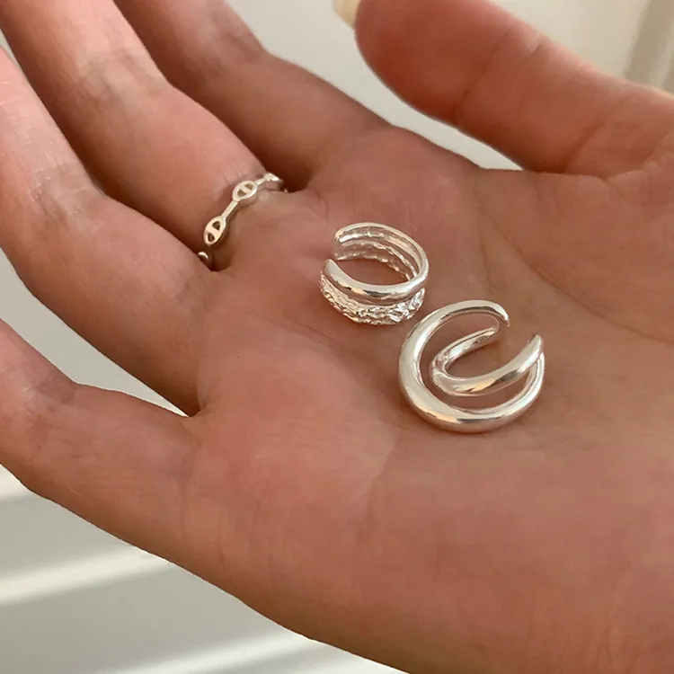 Irregular Double Layer Metal Ear Cuffs For Women Niche Design No Pierced Earrings Minimalist C Shaped Interlaced Ear Wrap Jewelry