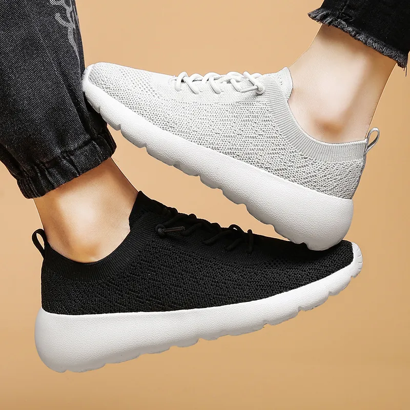 Chaussures de Course Unisexe Flyknit Respirantes Amortissantes Semelle Épaisse Baskets Décontractées Homme Femme Sport