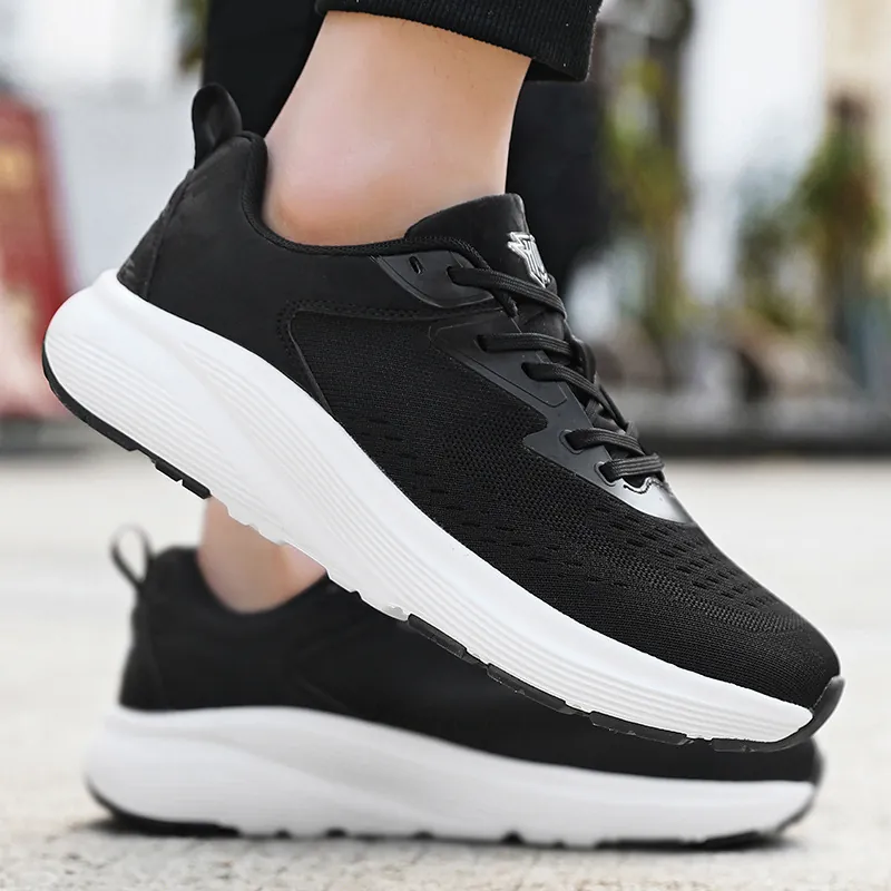 Lightweight Breathable Running Shoes For Men And Women Mesh Upper Shock Absorbing Athletic Sneakers For Walking Travel Casual Sports