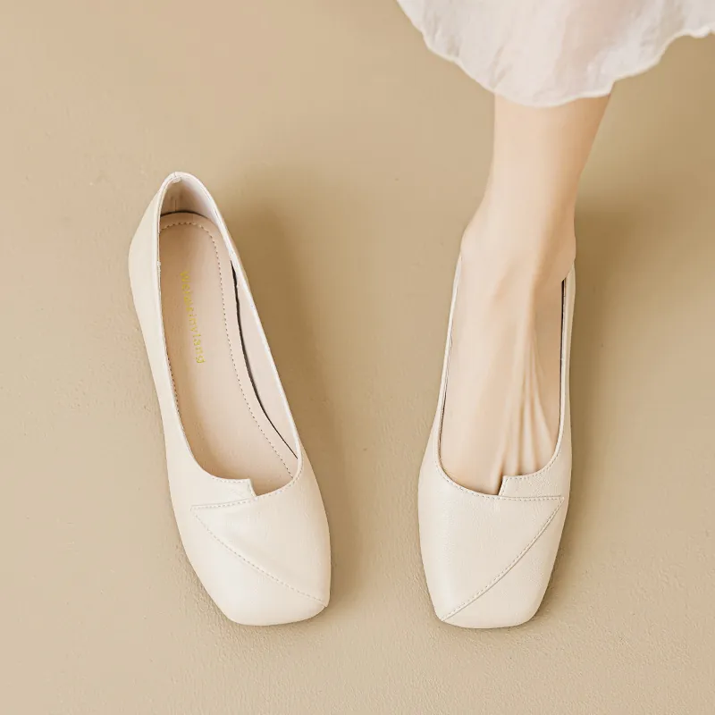 Mocassins en Cuir Microfibre à Bout Carré pour Femmes Conception en V Talon Carré Bas Semelle Souple Respirant Chaussures Basses Décontractées Grande Taille