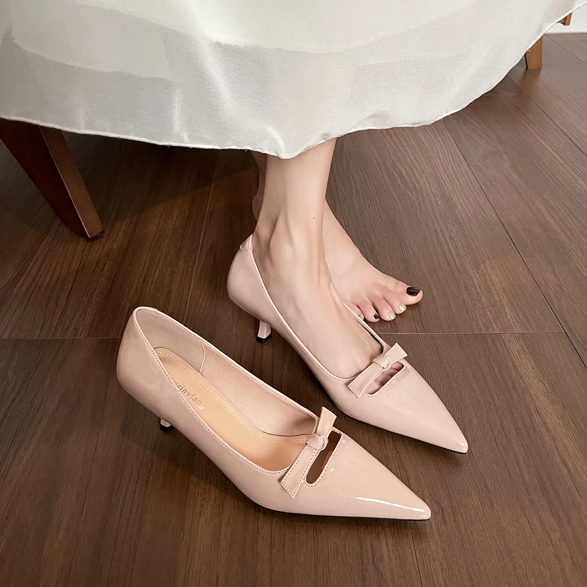 Escarpins Élégants Français Petits Talons Bout Pointu Cuir Verni Nœud Ajouré Chaussures Basses Pour Femmes Travail Quotidien