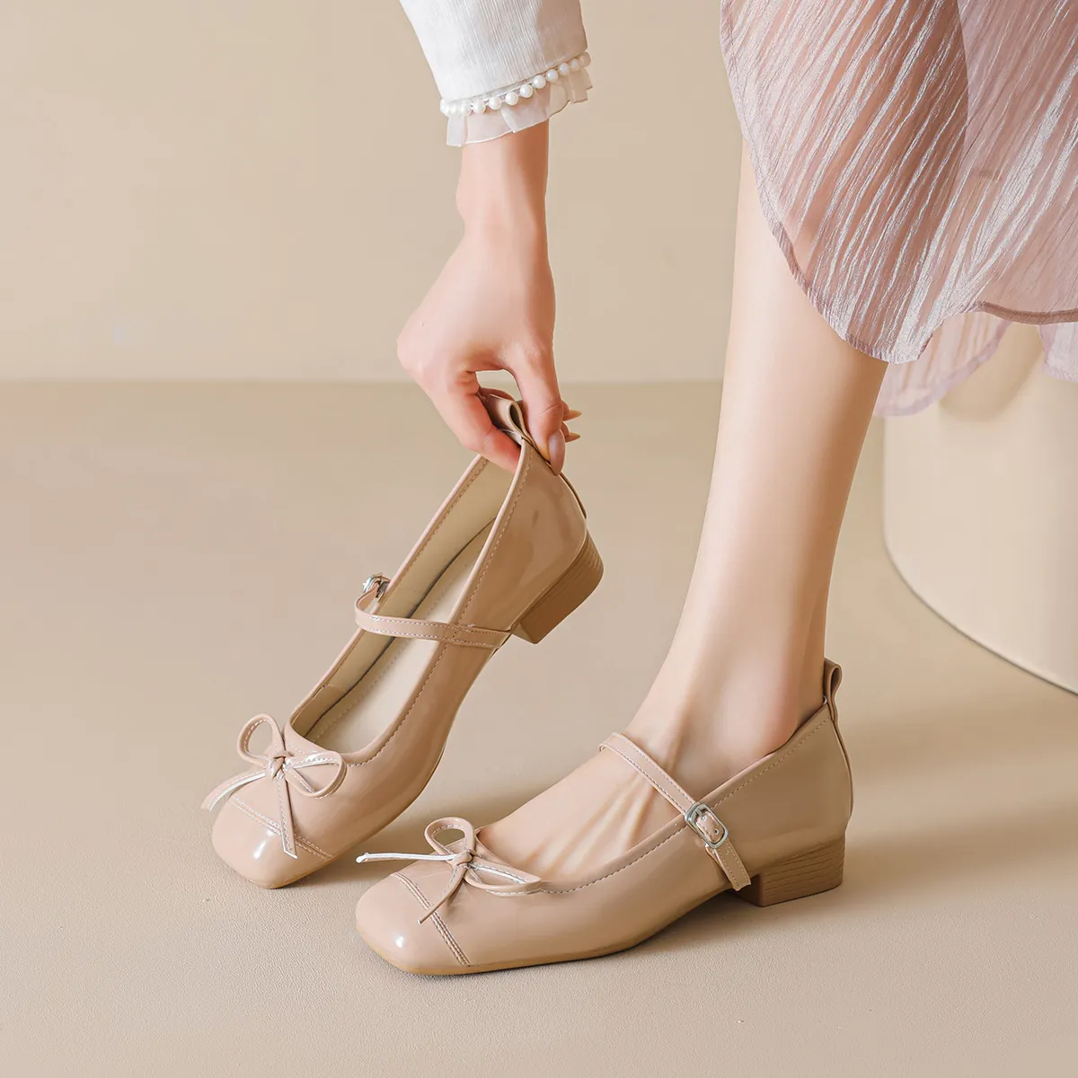 Women's French Bow Square Toe Mary Jane Shoes Low Block Heel PU Leather Elegant Comfort Daily Walking Dress Shoes