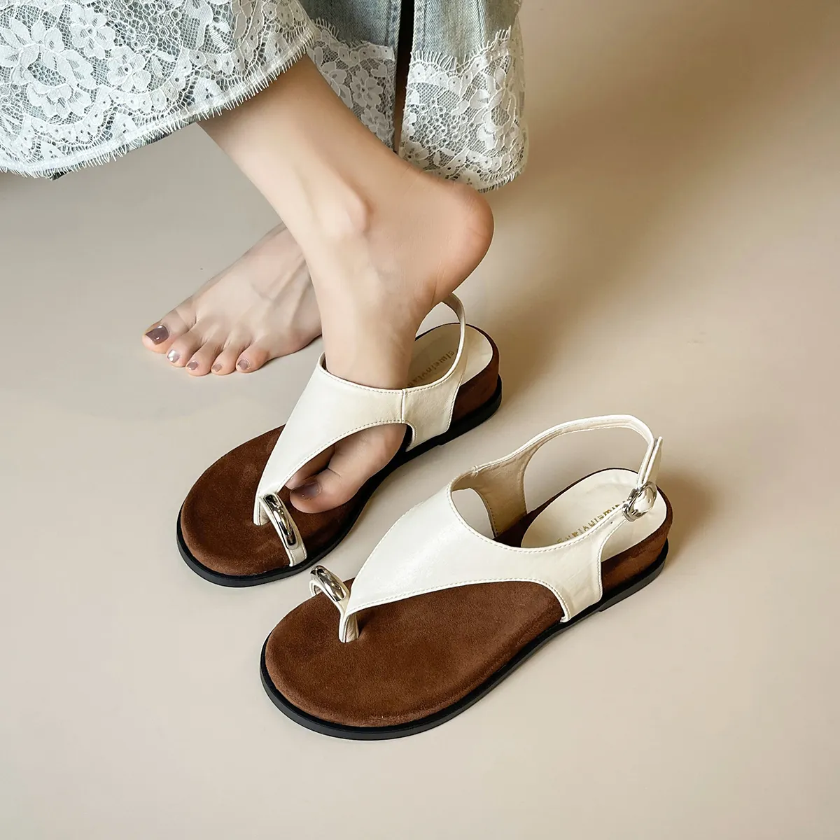 Women Platform Thong Sandals Metallic Ring Adjustable Buckle Strap Microfiber Summer Beach Shoes Roman Style Sandals