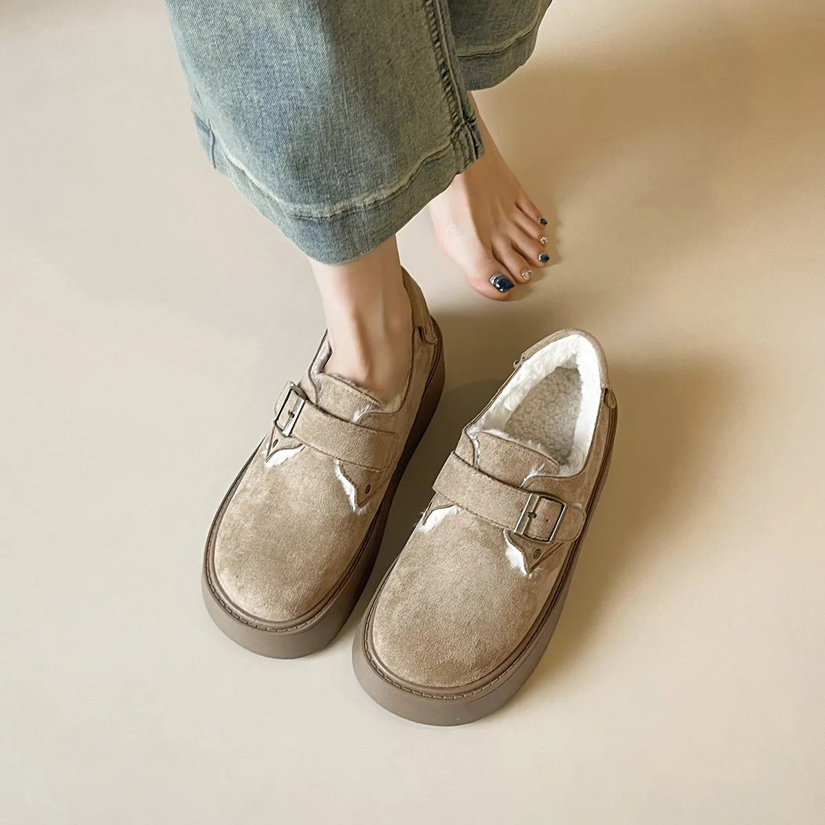 Sabots en Daim d'Hiver pour Femmes Chaud Doublé de Faux Mouton Mules à Plateforme Avec Boucle Semelle Épaisse Chaussures Thermiques