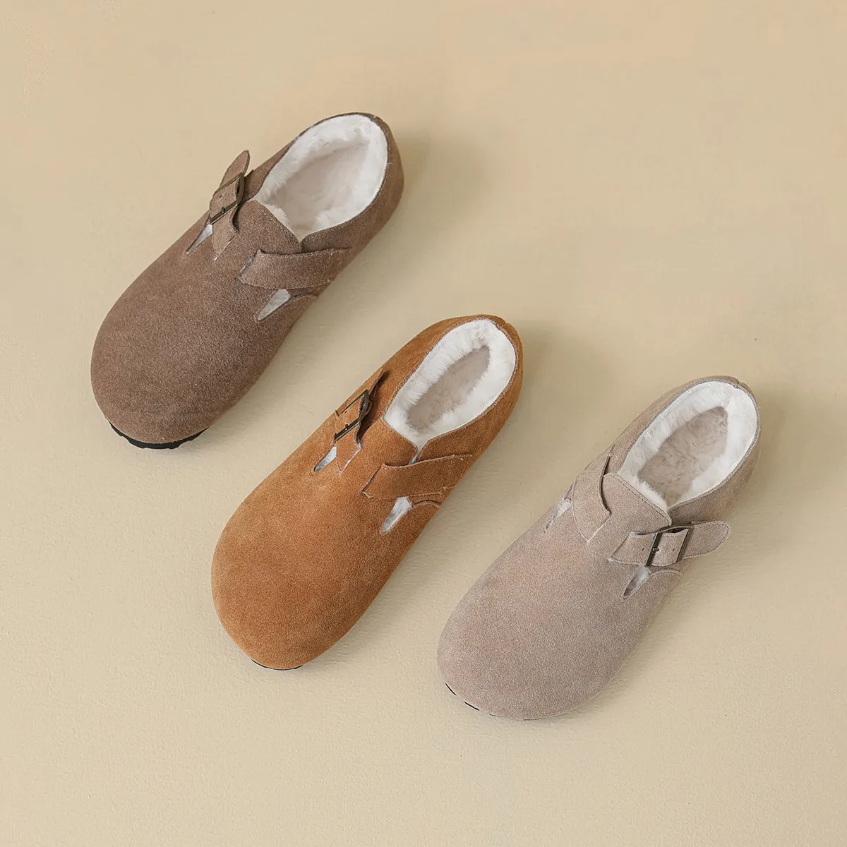 Sabots pour Femmes en Cuir Véritable Doublés de Fourrure Boucle Vintage Bout Rond Mules Chaudes Chaussures Décontractées Hiver Automne