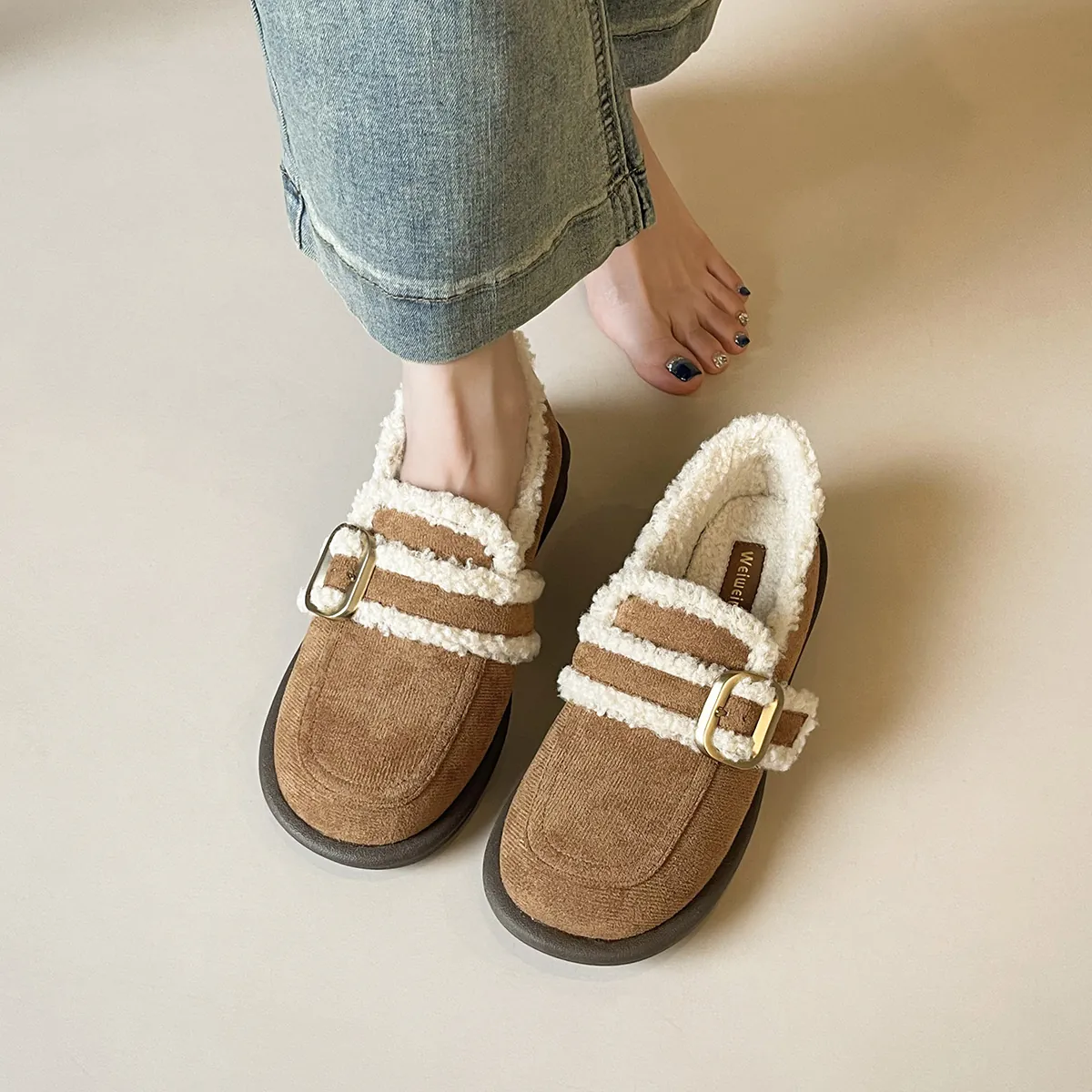 Mules de Gamuza Vintage para Mujer Forro de Piel Sintética Zapatos Planos Cálidos de Invierno Slip On Loafers Hebilla de Metal Suela Gruesa