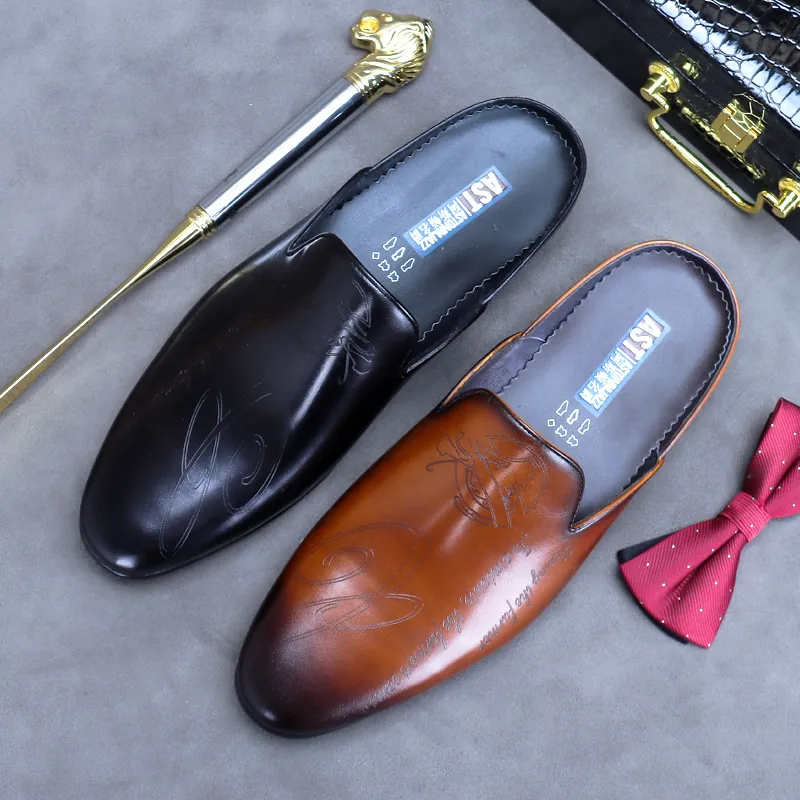 Men Business Cowhide Leather Mules Embossed English Text Pointed Toe Half Slippers Vintage Gradient Casual Loafers Shoes