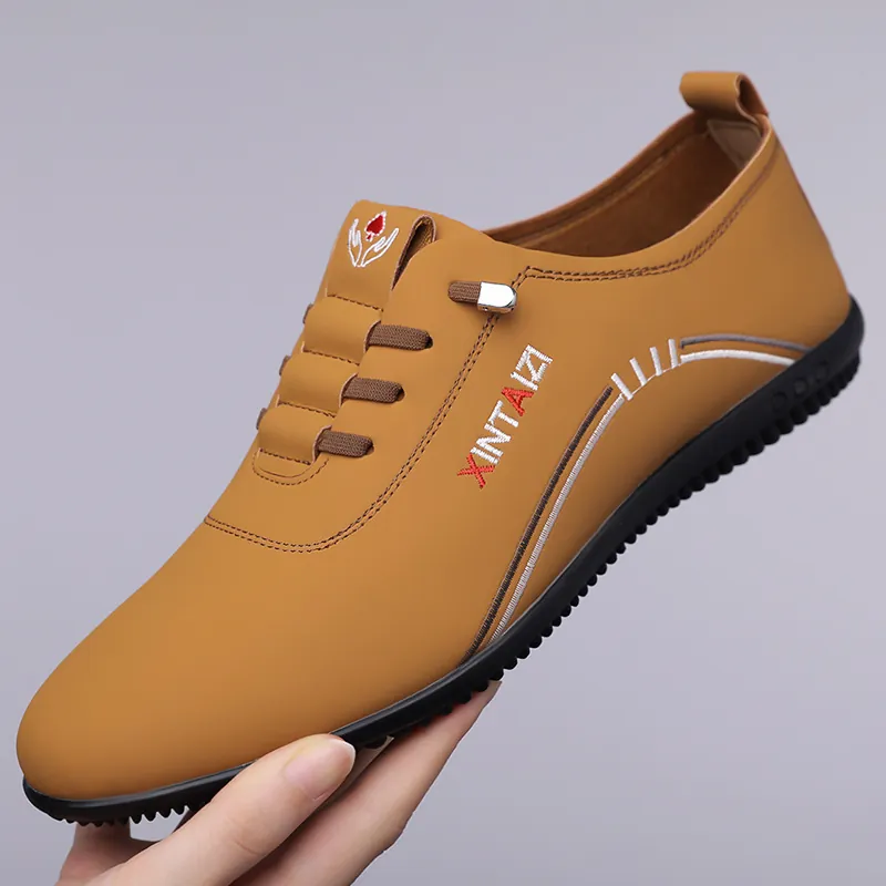 Men Casual Loafers Breathable Slip On Driving Shoes Lightweight Soft Sole Leather Flat Shoes For Daily Work Travel