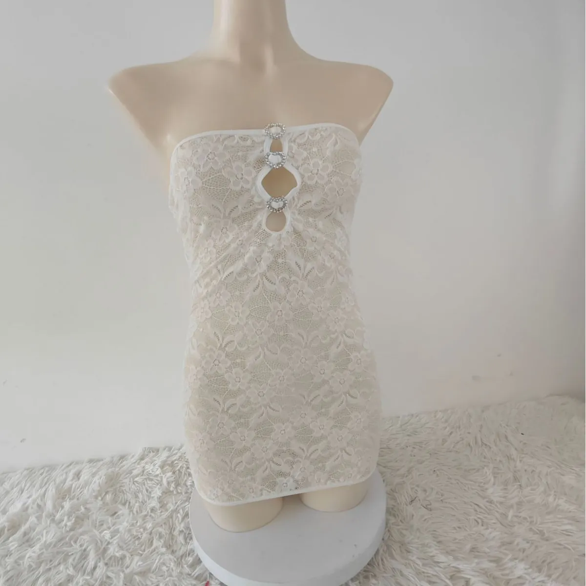 Lingerie Sexy Femmes Dentelle Transparent Jupe Bodycon Col V Profond Cœur Strass Ajouré Vêtements de Nuit Top And Bottom