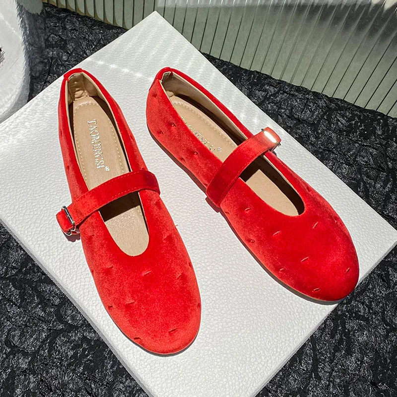 Ballerines Mary Jane en Velours Vintage pour Femmes Bout Rond Boucle Coeur Rouge Noir Couleur Unie Talon Bas Chaussures