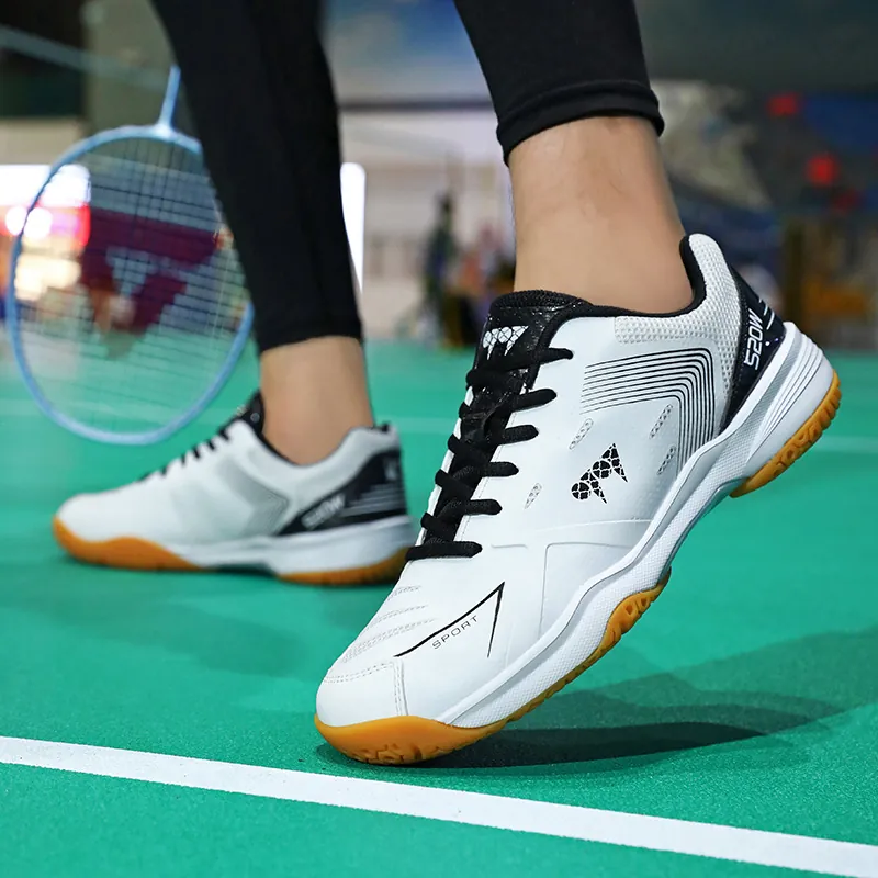 Scarpe da Badminton Professionali per Uomo Donna Traspiranti Antiscivolo Scarpe da Allenamento Sportivo Indoor Pelle Sintetica Rete Suola in Gomma Tennis Squash Court