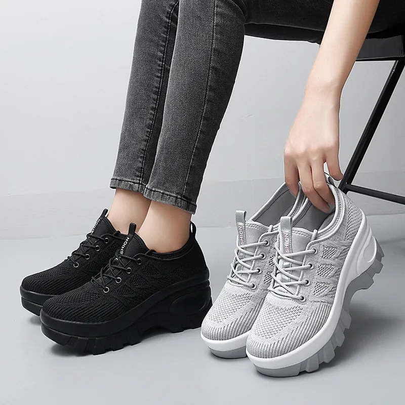 Women's Casual Platform Sneakers Breathable Knit Mesh Walking Shoes Fashion Heart Design Thick Sole Sports Trainers Ladies