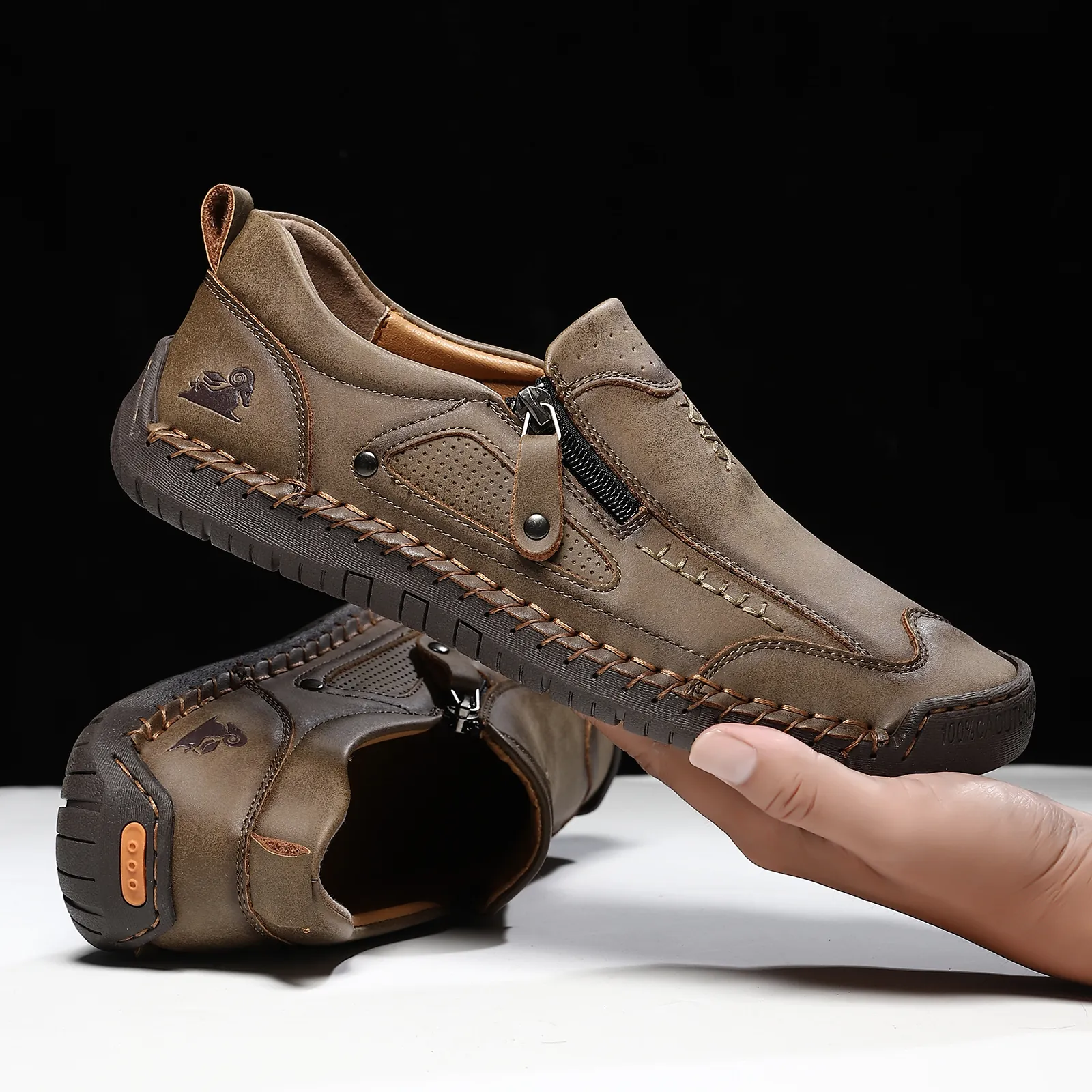 Herren Casual Mikrofaserleder Loafer Mit Seitenreißverschluss Handgenäht Atmungsaktiv Rutschfeste Gummisohle Outdoor Wanderschuhe