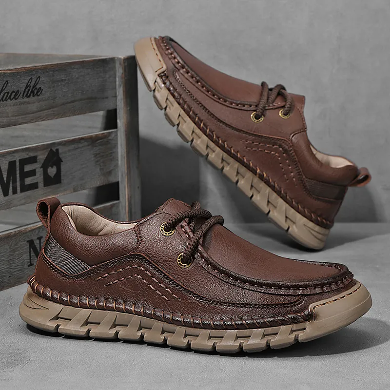 Scarpe Business Uomo Casual Cucite a Mano in Pelle Suola Gomma Antiscivolo Impermeabile Retro Taglio Basso Stringate