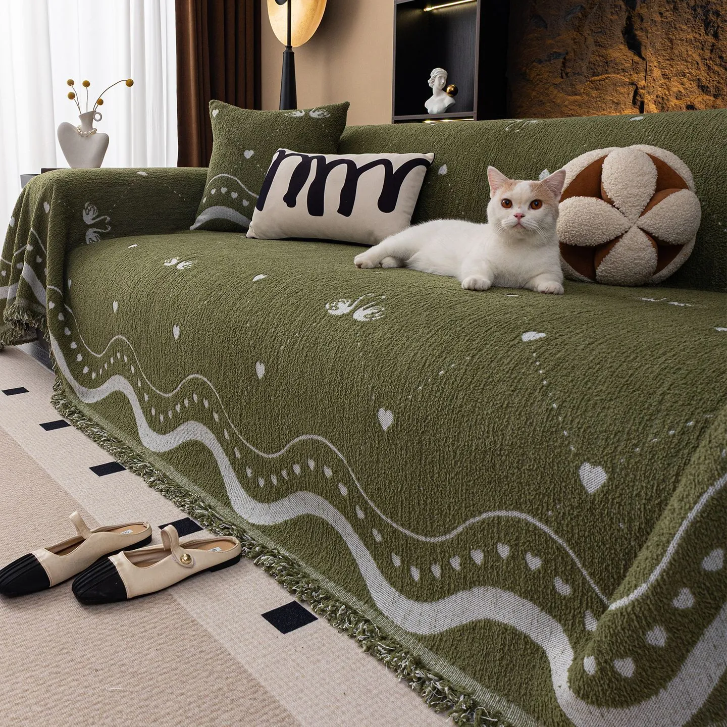 Fresh Style Half Velvet Sofa Towel Thick Jacquard Sofa Cover With Tassels Heart Wave Pattern Soft Couch Blanket For Home