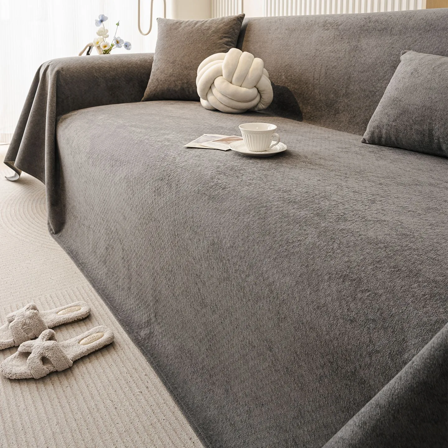 Waterproof Cloud Velvet Sofa Towel Modern Minimalist Solid Color Full Cover Sofa Blanket Washable Furniture Protector